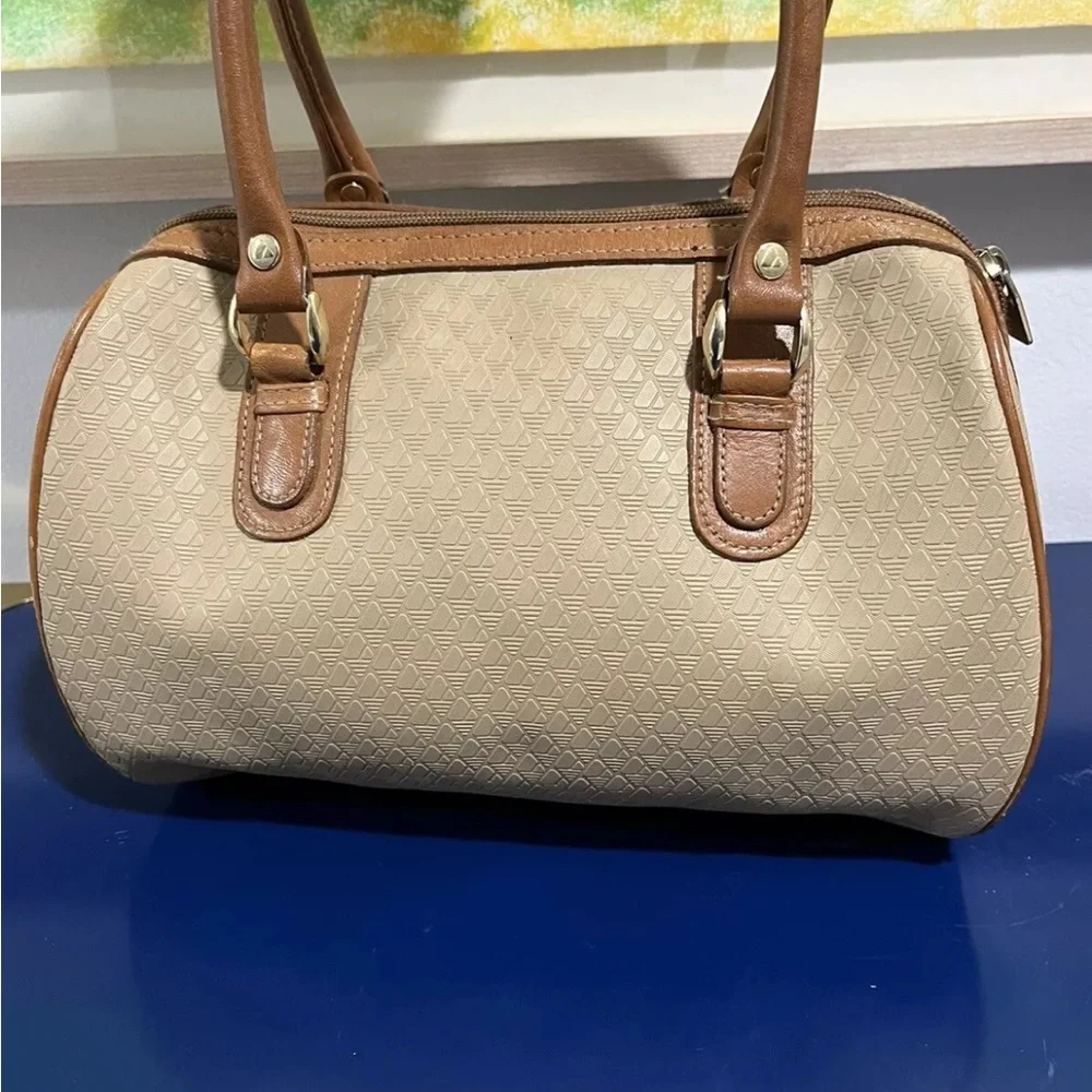 Liz Claiborne Purse Beige Logo Leather Vinyl Bag Satchel Vintage 80s 1988